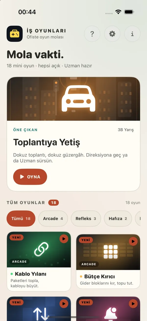 Hub, tür filtreleri ve on sekiz mini oyun kartının göründüğü İş Oyunları ana ekranı